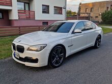 BMW 740 M-Pakett TwinTurbo 3.0 R6 240kW LS:160t km
