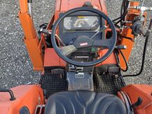 Traktor KUBOTA L1-195 koos frontaallaaduriga