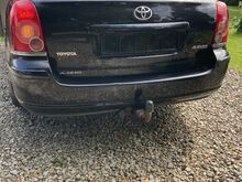 Тойота Авенсис 1.6 на запчасти