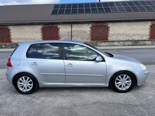 SŌIDUKORRAS Volkswagen Golf 1,6 75kw, AUTOMAAT