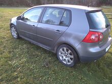 VW golf 5 nelivedu
