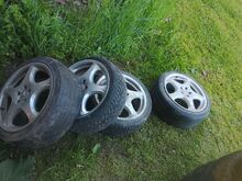 Mercedes-Benz R18 valuveljed