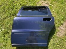 Volvo v70 uksed ja peegel
