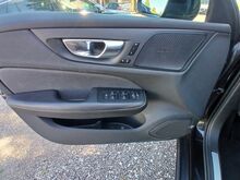 Volvo V60 R-Design 2.0 257 кВт AWD