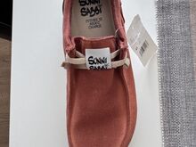 Unisex uued suvekimgad. Suurus 42.