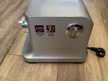 Lihamasin Stollar The Power Grind BMG750 2200W