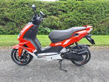ROLLER PEUGEOT SPEEDFIGHT, VÄGA HEAS KORRAS