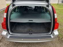 NELIKVEOLINE Volvo V70 2,4 D5 136kw, LISASOOJENDUS