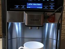 Täisautomaatne kohvimasin Siemens Eq6 S700