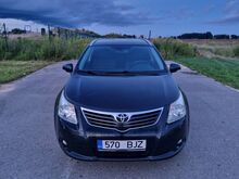 TOYOTA AVENSIS 2.2D 110kW manu_Heas sõidukorras