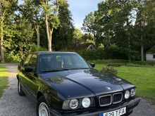BMW E34 525