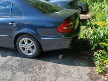 Mercedes Benz  E 220