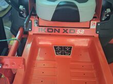 0-pöörderaadiusega murutraktor Ikon 52