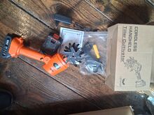 AKUMULLAFREES, Makita analoog