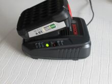 Bosch, Hitach akulaadija Li-ion akudele, originaal