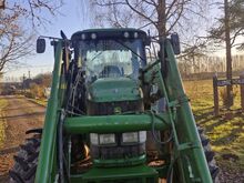 John Deere 6520