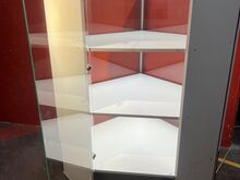 Vitriinkapp valgustusega – nurk 90x90x161cm