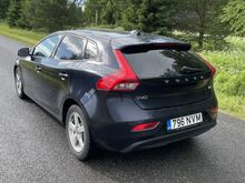 Volvo V40 D2