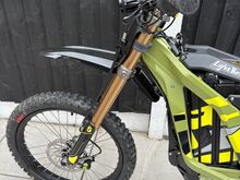 Uus 2025. aasta Surron Light Bee X