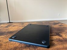 MacBook Air M2 · 13.6" · Midnight · 256GB + gar