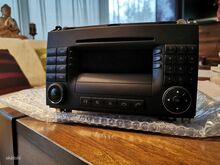 Mercedez-Benz BE6088 raadio / raadiokonsool