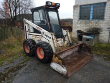 Bobcat 825
