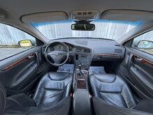 Volvo S60 2.4D5 93kw LS: 258066km! ÄSJA BELGIAST!