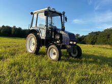 Traktor T25