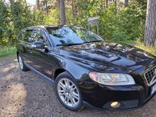 Volvo V70 D5