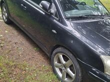 Toyota Avensis 2,2 130 кВт 2007 на запчасти