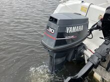Müüa Yamaha 30hp autolube.