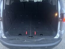Ford S-max 7 kohta