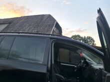 Vw Touran 1.9tdi(BKC) 77kw 6k manu, 2005, üv.08/26