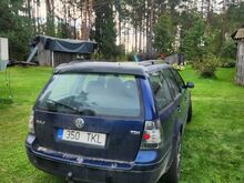 Volkswagen golf 1,9 td 96 kw aasta 2005 automaat