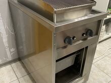 Võimas suur plaatgrill kapiga TS3 8kW