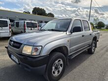 Toyota Hilux 2004a 2.5 75kW