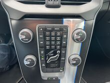 TOODUD HOLLANDIST Volvo V40 R-Design 1.6 D2 84kW