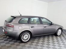 Alfa Romeo 159