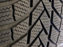 Talverataste komplekt Bridgestone Blizzak + Oxxo
