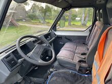 Nissan trade 100 (B-kat kallur)
