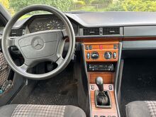MB E200