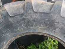 Две шины б/у 340/85R24