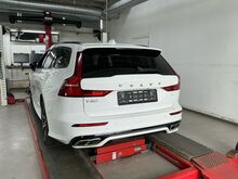 VOLVO V60 T6 AWD R-DESIGN RECHARGE AWD