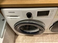 Стиральная и сушильная машина Samsung