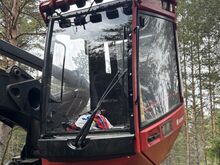Metsa- ja põllutöömasinate klaasid