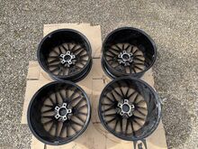 JR 38sa 19 tolli erilaiad valuveljed (5x120)