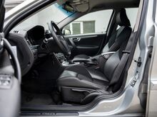 Volvo V70 2.4 D5 120кВт Momentum