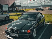 BMW 328i 2.8 142 кВт E36