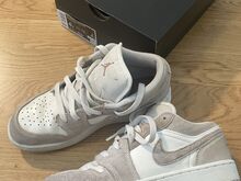 Tossud AIR JORDAN 1 LOW SE (GS), suurus EUR 36