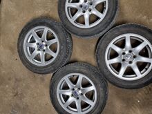 Volvo originaal valuveljed 16 tolli 5x108
